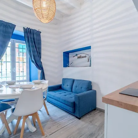 Seaside Dream! Lovely Studio Apartment